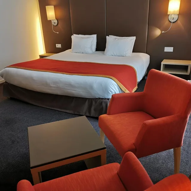 غرفة كبيرة بسرير مزدوج، Hotel De La Source 1/4
