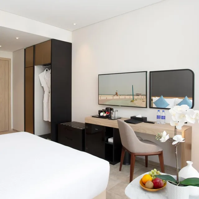 Executive, Double Bed, Beach Walk Hotel 9/10