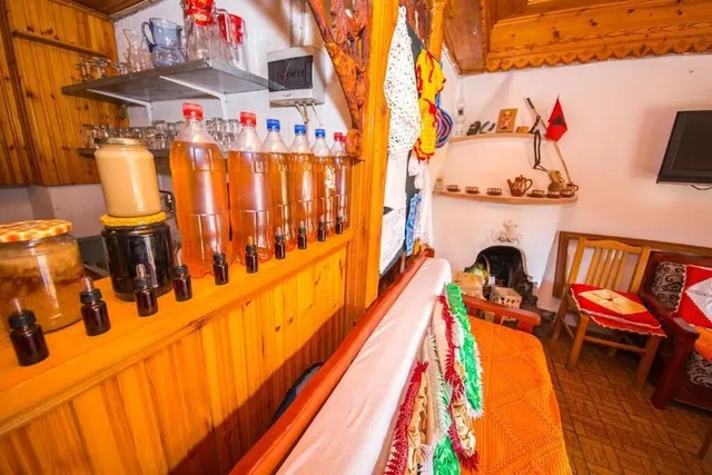 Bed and Breakfast Kotoni، جيروكاسترا 21/35