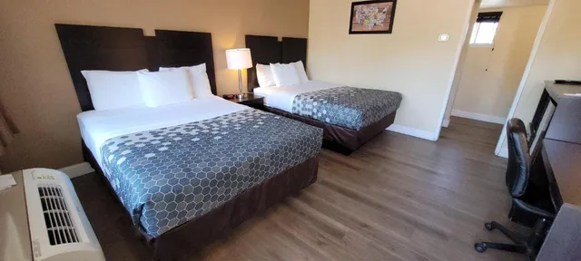 غرفة بسريرين مزدوجين للمدخنين، Econo Lodge Sacramento Convention Center 2/6