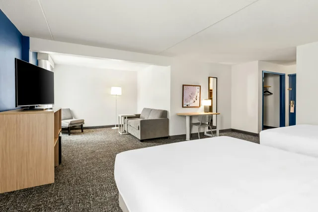 غرفة بسريرين كوين لذوي الإعاقة، Spark by Hilton Lexington 4/5