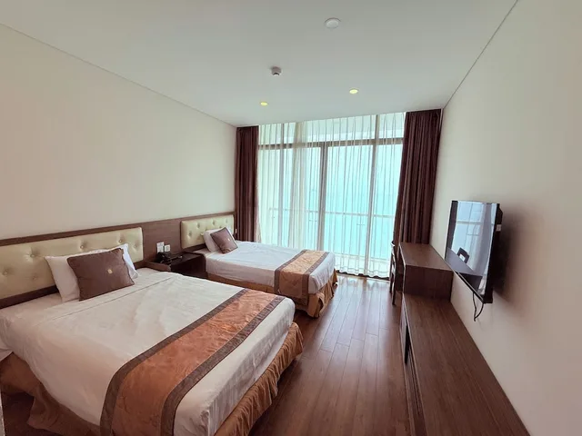 غرفة ديلوكس بسرير كوين بإطلالة على البحر بشرفة، Lenid Nha Trang Hotel 4/10