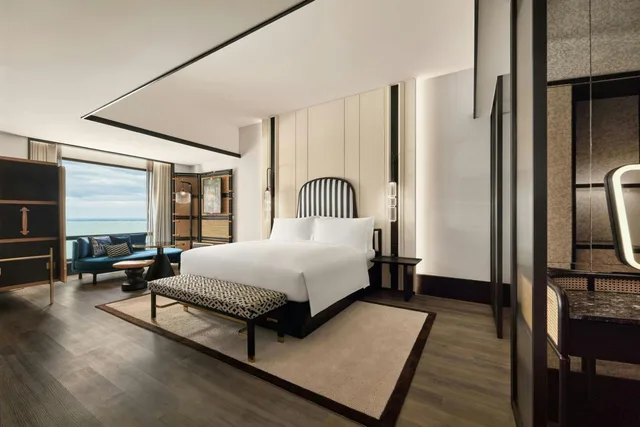 Traders, King Bed, Sea View، The Millen Penang, Autograph Collection 1/8