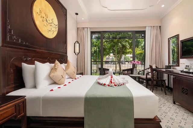 غرفة ديلوكس بسرير كينج، Laluna Hoi An Riverside Hotel & Spa 3/10