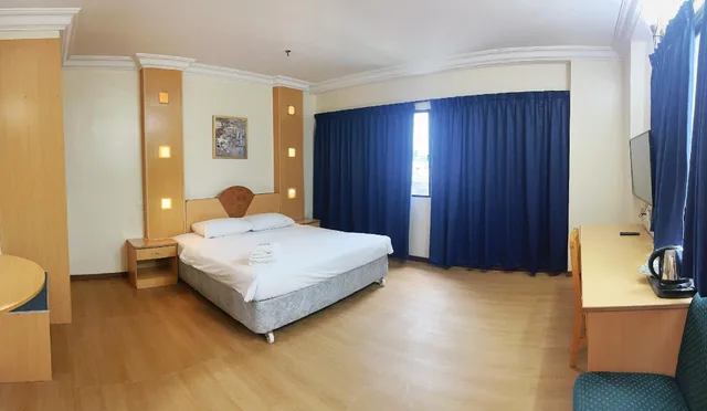 غرفة سوبيريور بسريرين منفصلين وسرير كينج، Fair Park Hotel 1/1
