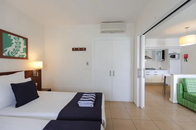 جناح بسريرين منفصلين مع أريكة، Barut B Suites 6/10