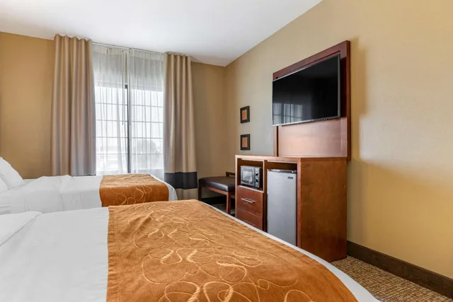 جناح ديلوكس بسريرين كوين، Comfort Suites Grand Rapids South 3/6