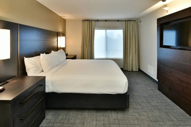 جناح بسريرين مزدوجين بغرفتي نوم، Residence Inn by Marriott Eau Claire 1/8