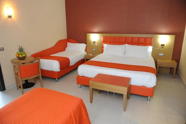 غرفة ديلوكس عائلية، Hotel Ristorante La Campagnola 2/8
