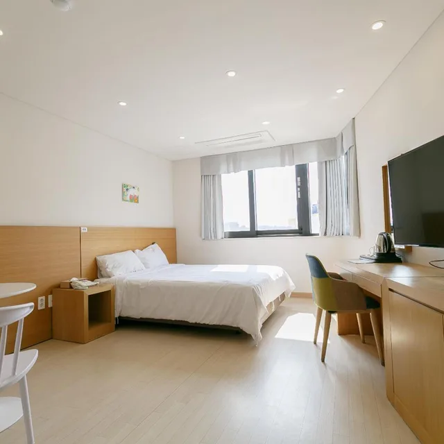 غرفة بسرير مزدوج، BK HOTEL JEJU 1/10