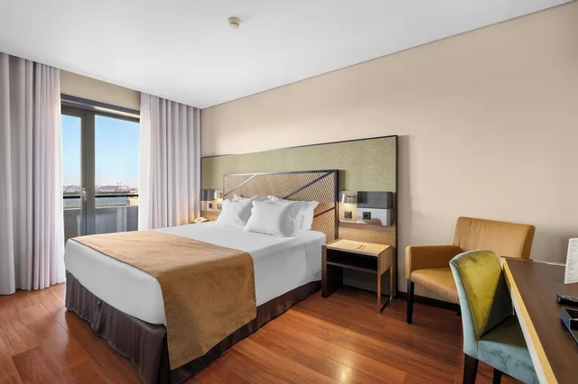 غرفة بسرير فردي مع سرير إضافي، Axis Porto Business & Spa Hotel 4/10