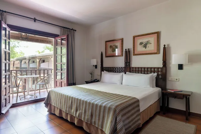 غرفة قياسية بسرير مزدوج، Parador De Albacete 1/10