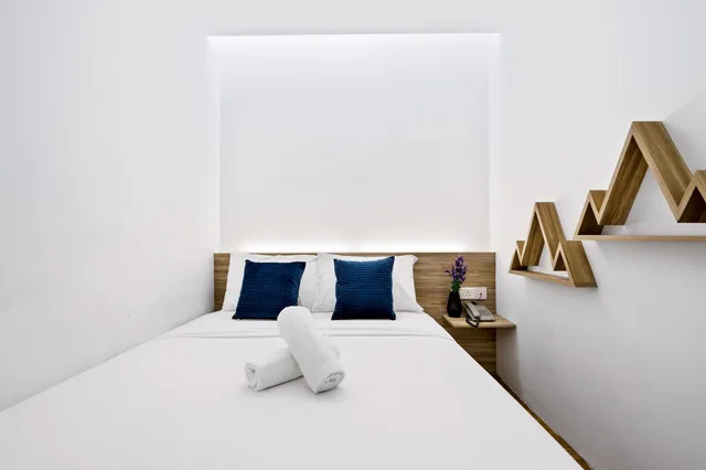Standard, Queen Bed, Rica Hotel Usj 2/2