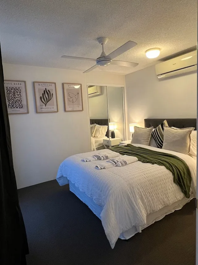 شقة سوبيريور بسرير كوين بغرفة نوم واحدة في الطابق الأرضي، Beachside Mooloolaba 1/4