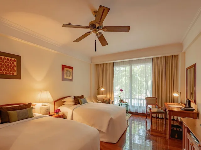 غرفة سوبيريور مفردة بسريرين منفصلين، Sofitel Angkor Phokeethra Golf and Spa Resort 1/6