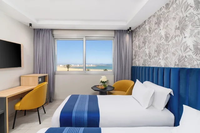 Superior, Twin Beds, Side Sea View، Kenzi Solazur 4/4