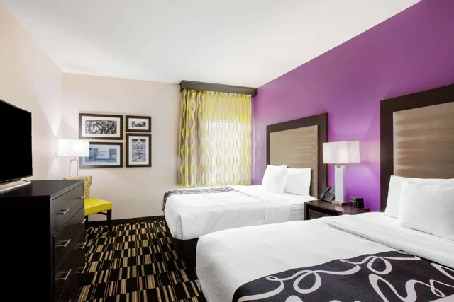 غرفة ديلوكس بسريرين كوين، La Quinta Inn And Suites By Wyndham Mcallen Convention Center 5/8