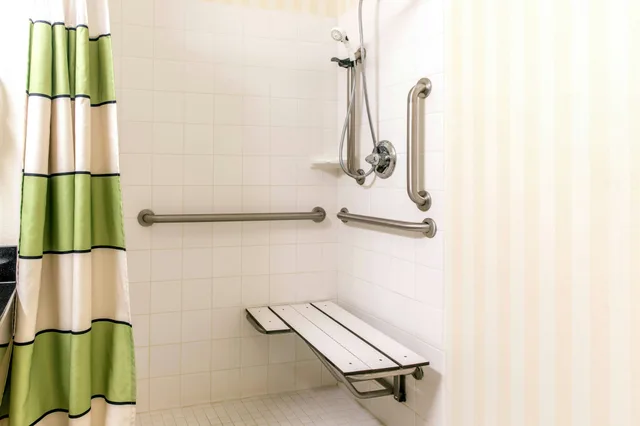 غرفة بسرير كينج، Fairfield Inn Suites By Marriott Canton 4/4