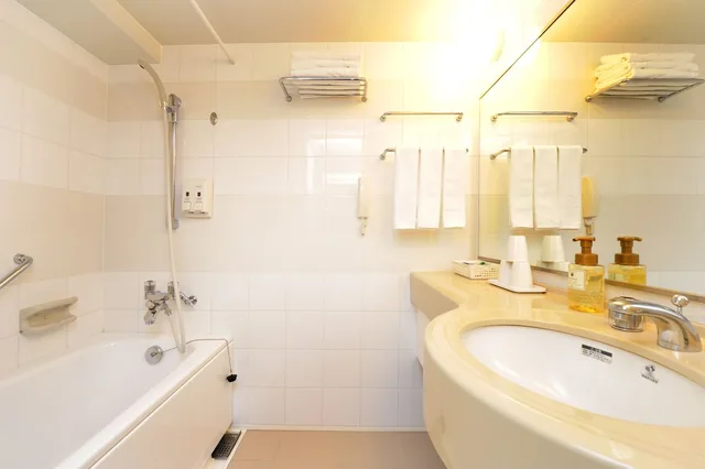 غرفة ثلاثية بسريرين منفصلين مع أريكة في الملحق، Hotel Global View Kushiro 6/6