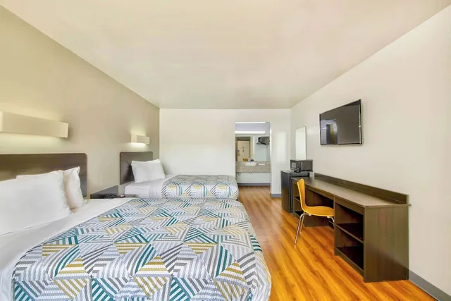 غرفة قياسية بسريرين مزدوجين لذوي الإعاقة، Motel6 Conyers, GA 5/9