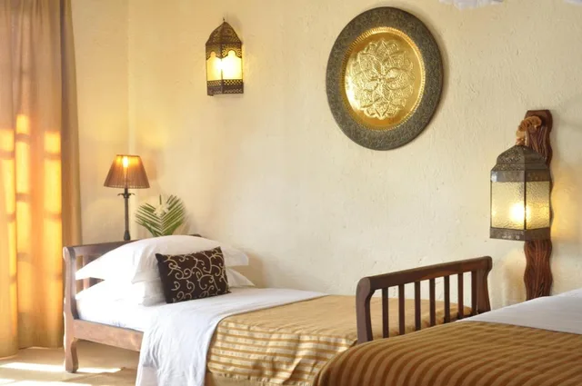 Deluxe Room for 3 adults، Breezes Beach Club & Spa 2/2