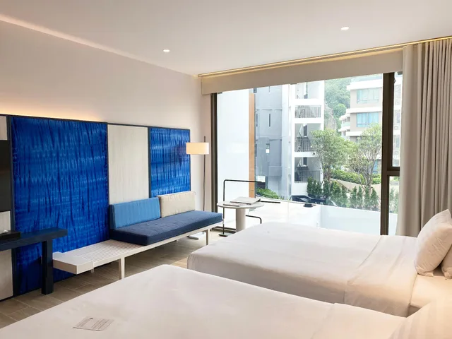 غرفة بريميوم ديلوكس بسريرين منفصلين وسرير بطابقين، VERSO Hua Hin - a Veranda Collection 1/1