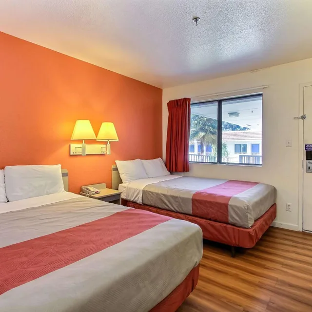 غرفة رباعية، Motel6 Fremont, CA - South 3/10