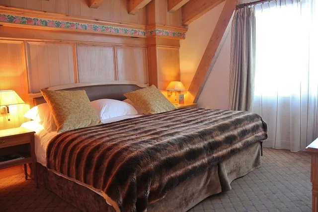 غرفة بريميوم ثلاثية بسرير كوين وسرير فردي، Hotel Carlina Courchevel 6/10