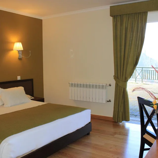 جناح بشرفة، Eira do Serrado Hotel and Spa 3/9