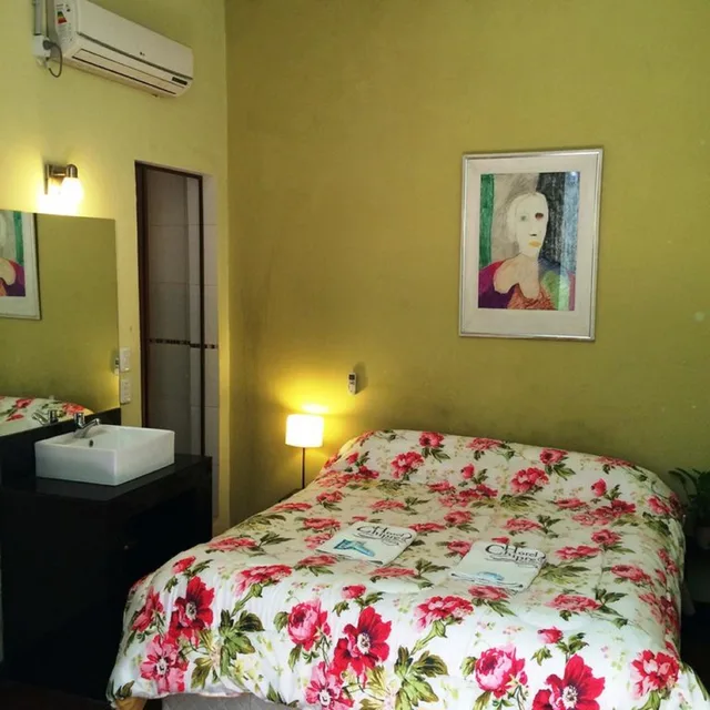 غرفة ثلاثية بثلاثة أسرّة بحمام خاص، Hotel Chipre 1/7
