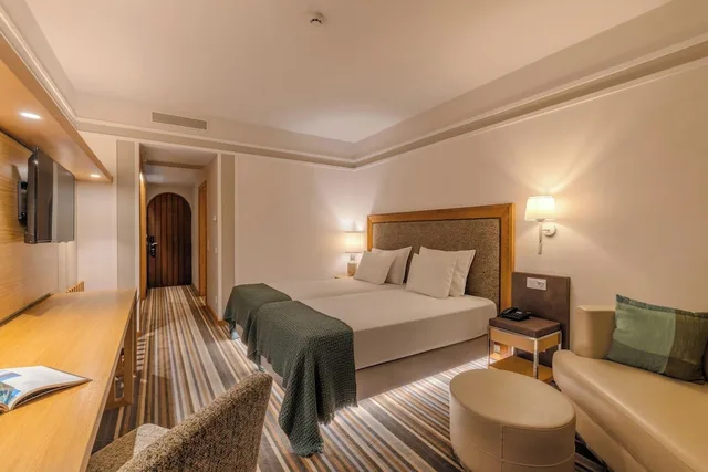 غرفة كلاسيكية بسرير مزدوج أو سريرين منفصلين بإطلالة على المدينة، Pestana Carlton Madeira 5/10