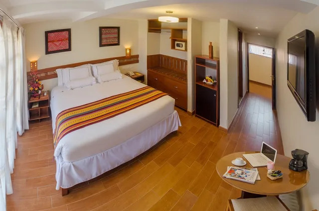 غرفة قياسية بسرير كينج، Taypikala Cusco Hotel 1/7