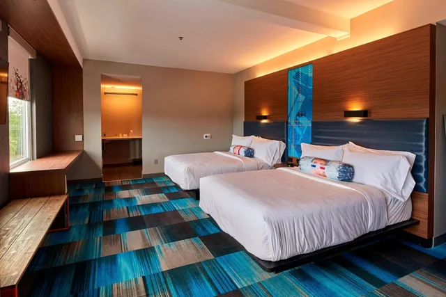 Aloft, Guest Room, 2 Double Beds، ALOFT CLEVELAND AIRPORT 2/10