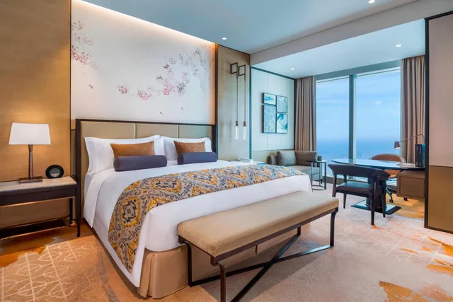 غرفة غراند ديلوكس بسرير كينج بإطلالة على البحيرة، MEIXI LAKE HOTEL, A LUXURY COLLECTION HOTEL, CHANGSHA 3/4