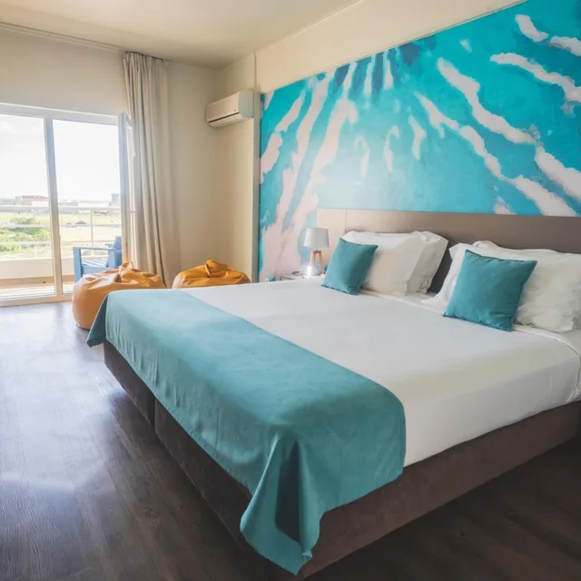 غرفة ثلاثية بإطلالة على المسبح، Star Inn Peniche 1/10