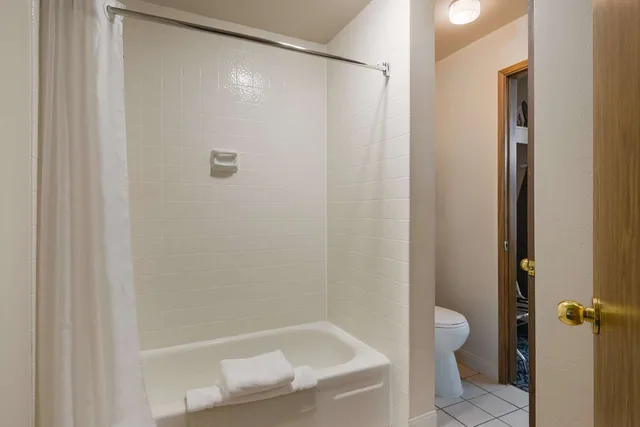 Suite, 2 Queen Beds, Water View, Balcony، Best Western New Oregon 3/3