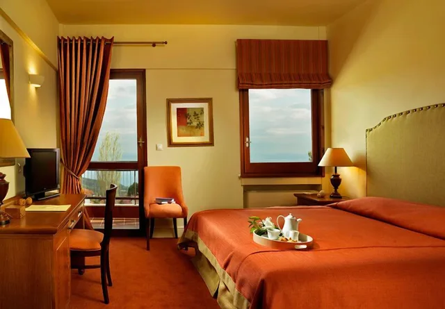 Classic, Double Bed, Panoramic Sea View, Xenia Portaria 3/3