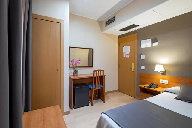 غرفة مفردة، Catalunya Hotel 3/7