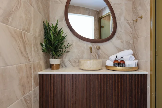 Deluxe, Suite, 2 Double Beds, Land View, Outdoor Jetted Tub, Sofa، Naiades Beach Hotel – Adults Only 5/5