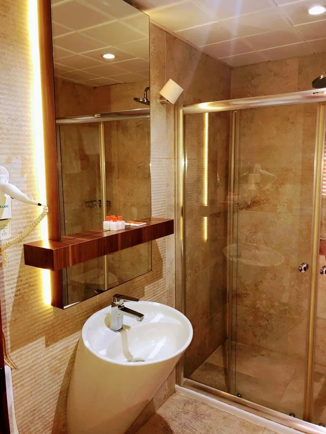 غرفة قياسية ثلاثية بثلاثة أسرّة، Feyzan Hotel 3/3