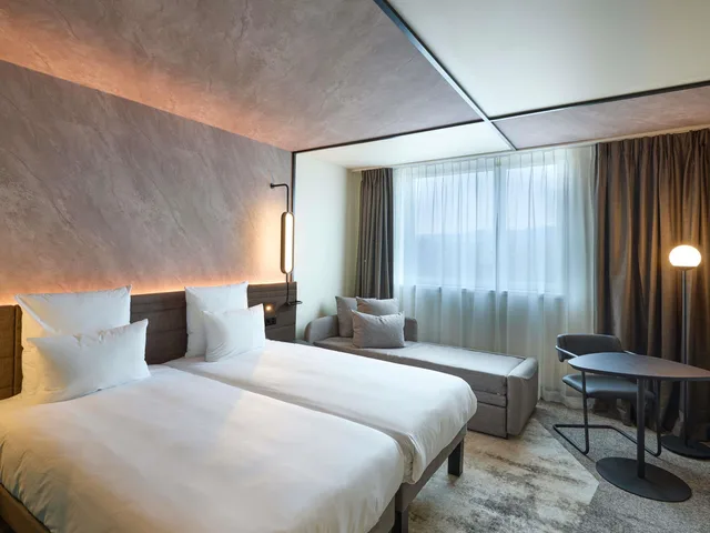 غرفة سوبيريور بسريرين منفصلين، Novotel Bern Expo 1/10