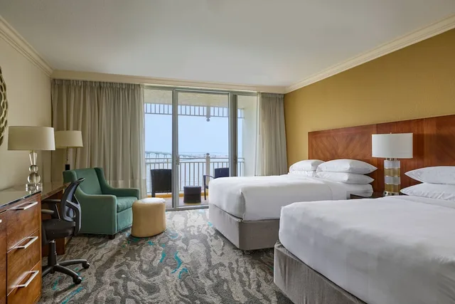 Tower, 2 Queen Beds, Water Front, Balcony, Marriott Sanibel Harbour Resort And Spa 2/9