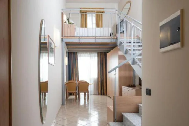 جناح جونيور بسرير كوين مع أريكة، Blu Hotel Sure Hotel Collection by Best Western 1/3
