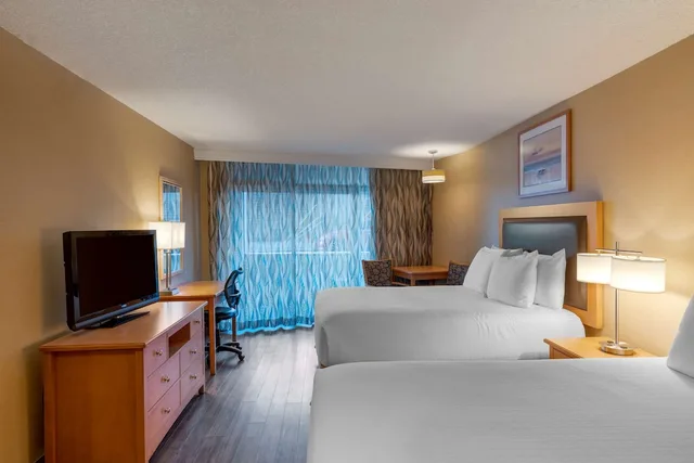 غرفة قياسية بسريرين كوين لذوي الإعاقة، Best Western Plus Ocean View Resort 3/10