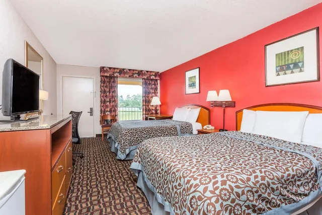 غرفة بسريرين مزدوجين، Days Inn by Wyndham Augusta Wheeler Road 3/10