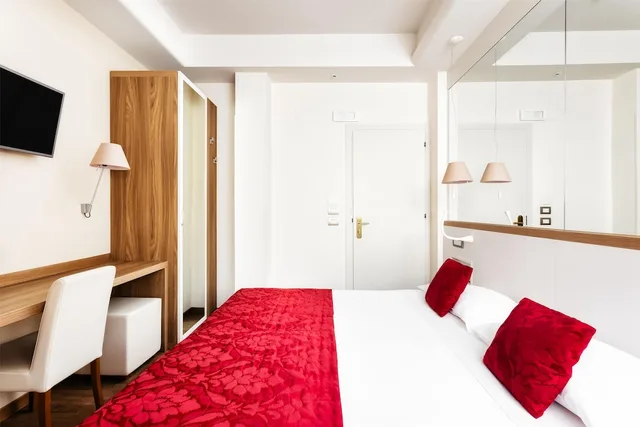 Classic, French Bed، Best Western Hotel Nazionale 1/5