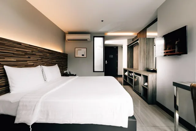 Modern, Deluxe, Double or Twin Bed, SPENZA HOTEL 3/10