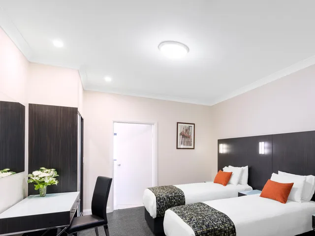 غرفة سوبيريور بسريرين كوين، Mercure Goulburn 1/10
