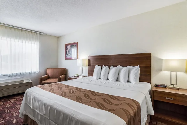 غرفة قياسية بسرير كوين، Econo Lodge Luverne I-90 1/4