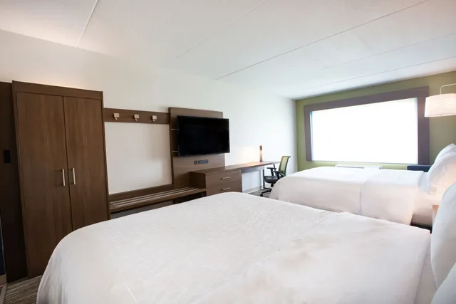 غرفة قياسية بسريرين كوين، Holiday Inn Express and Suites Welland 3/10